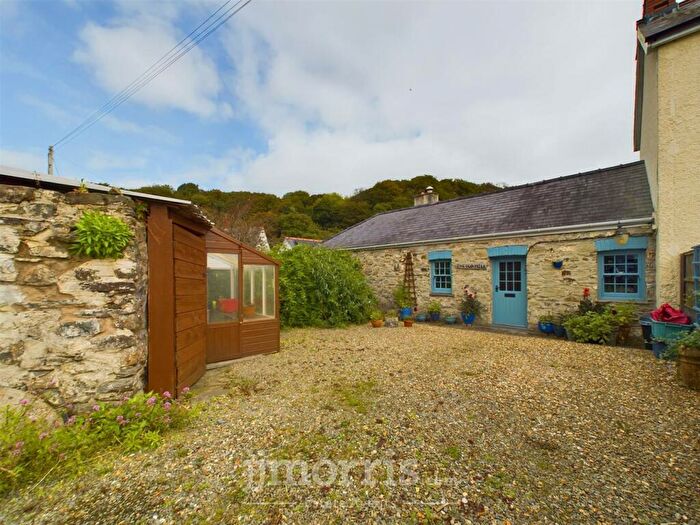 2 Bedroom Cottage For Sale In The Old Mill, Llanychaer, Fishguard, SA65