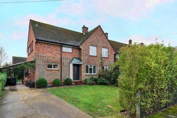 3 Bedroom Semi-Detached House To Rent In Spiceall, Compton, Guildford GU3