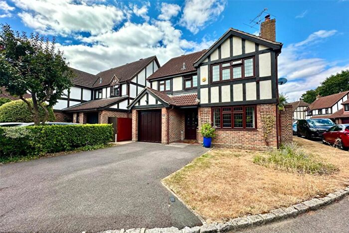 4 Bedroom Detached House For Sale In Bacon Close, College Town, Sandhurst, Berkshire, GU47