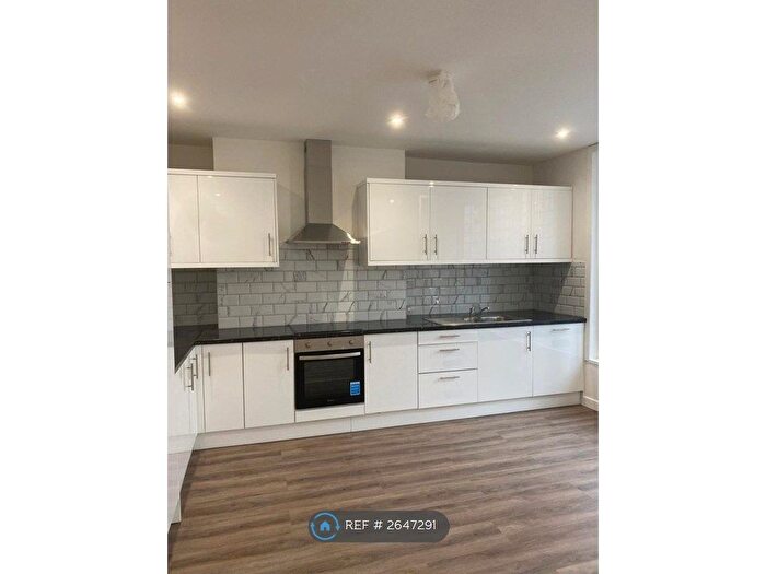 1 Bedroom Flat To Rent In Glumangate, Chesterfield, S40
