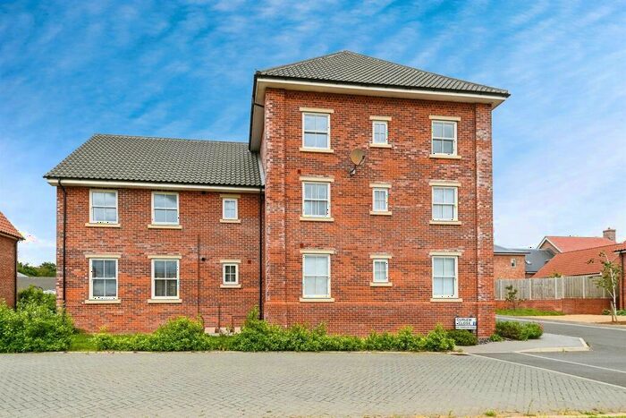 1 Bedroom Flat For Sale In Curlew Close, Hunstanton, PE36