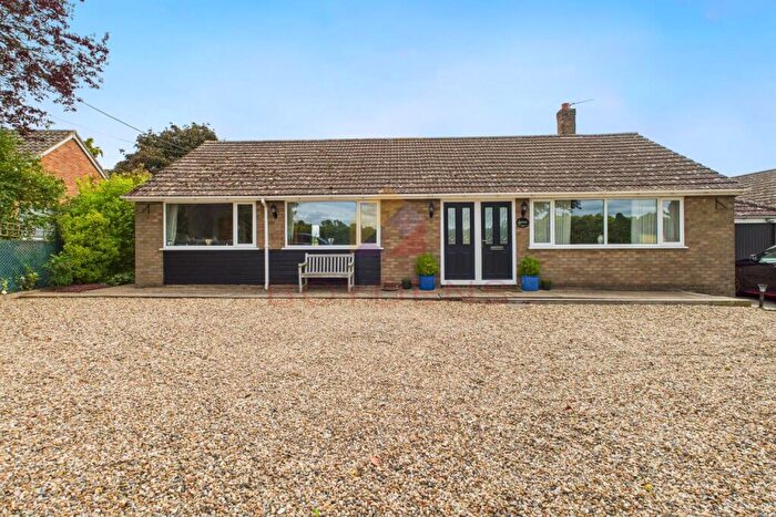 3 Bedroom Bungalow For Sale In Cockfield Suffolk, IP30