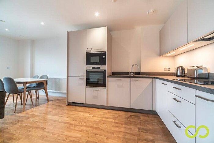 2 Bedroom Flat To Rent In Golding Lodge, Wellington Street, Woolwich, SE18