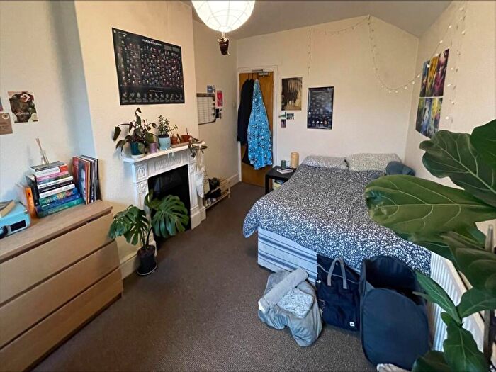 4 Bedroom House To Rent In Mackintosh Place, Roath, CF24