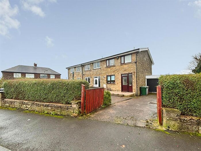 3 Bedroom End Terrace House For Sale In Wibsey Park Avenue, Bradford, BD6