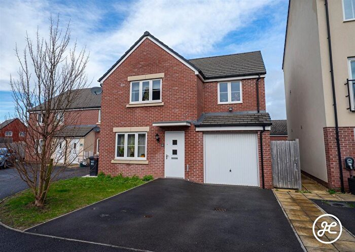 4 Bedroom Detached House For Sale In Hamilton Drive, Bridgwater, TA6