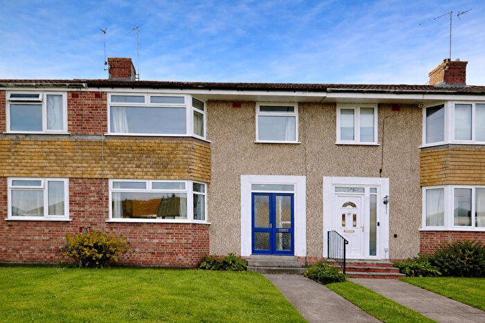 3 Bedroom Terraced House For Sale In Yew Tree Drive, Bristol, BS15