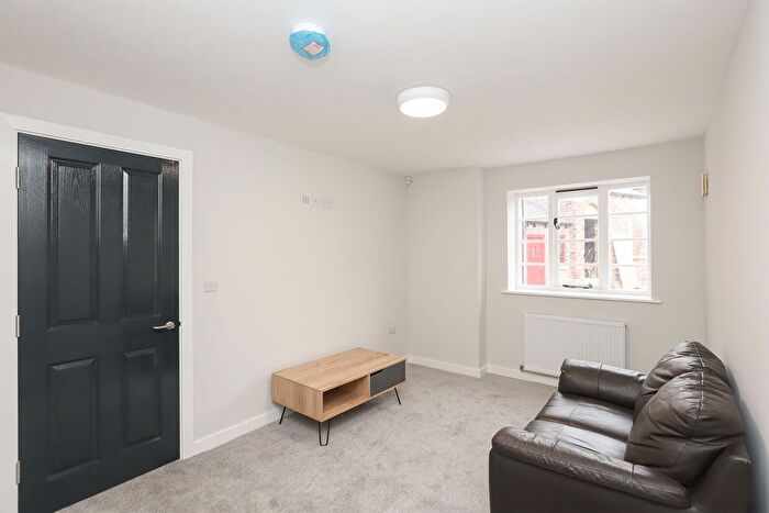 2 Bedroom End Of Terrace House To Rent In Well Meadow Street, Sheffield, S3