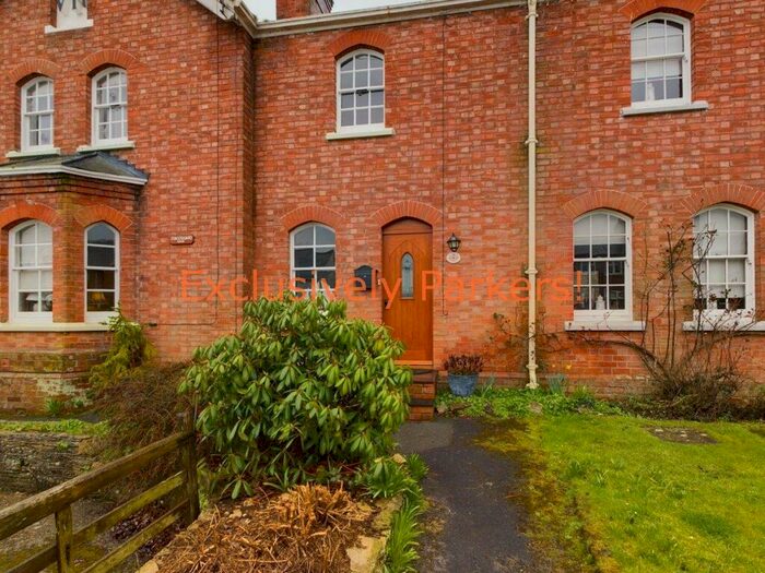 2 Bedroom Terraced House To Rent In School Road, Hythe, SO45