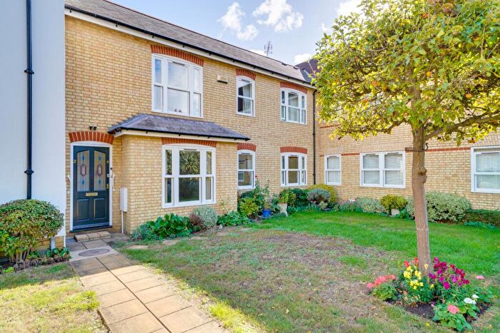 2 Bedroom Apartment For Sale In Royston, Hertfordshire, SG8
