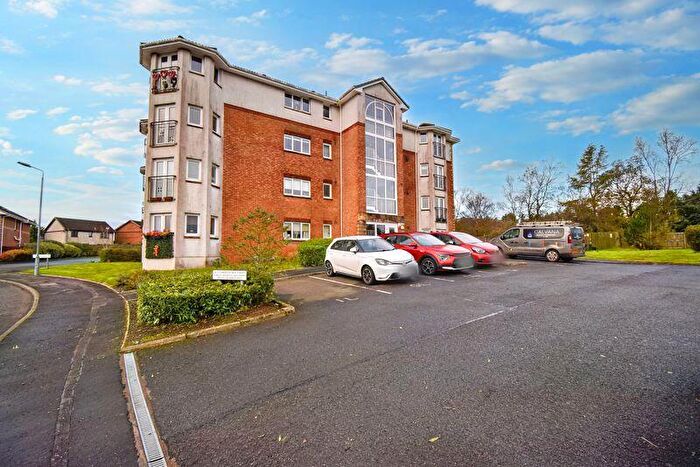 2 Bedroom Flat To Rent In Carrickvale Court, Glasgow, G68