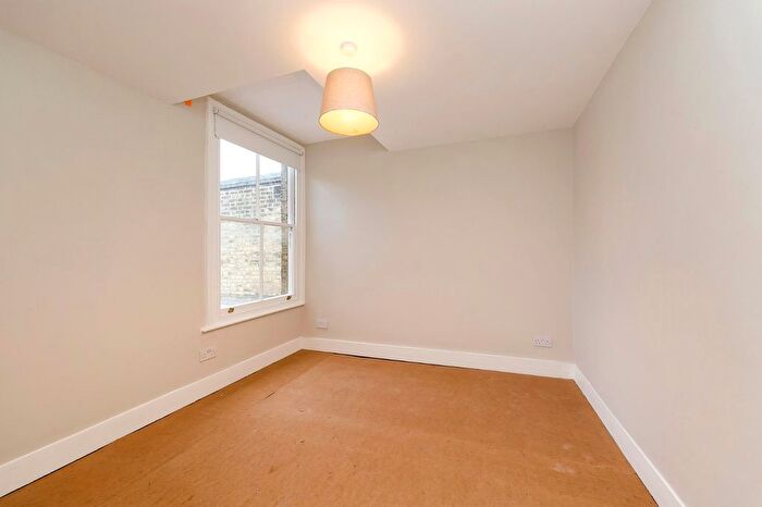 4 Bedroom Terraced House To Rent In St Margarets Road, Twickenham, TW1