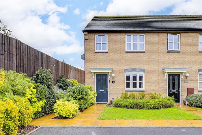 3 Bedroom End Terrace House For Sale In Spring Close, West Bridgford, Nottinghamshire, NG2