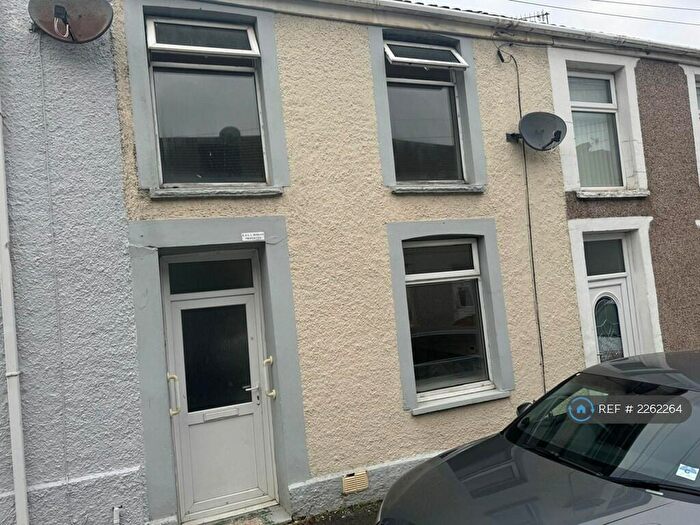 2 Bedroom Terraced House To Rent In Helens Road, Penrhiwtyn, Neath, SA11