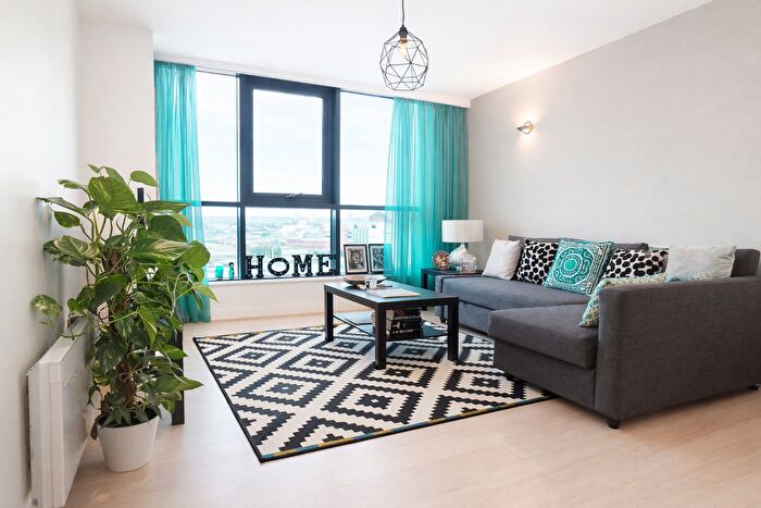 1 Bedroom Flat To Rent In Tempus Tower, Mirabel Street, Manchester, M3