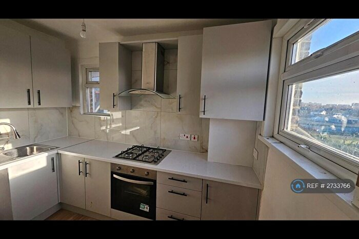 2 Bedroom Flat To Rent In Plashet Road, London, E13