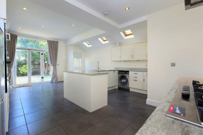 4 Bedroom Terraced House To Rent In Englewood Road, Clapham South, London, SW12