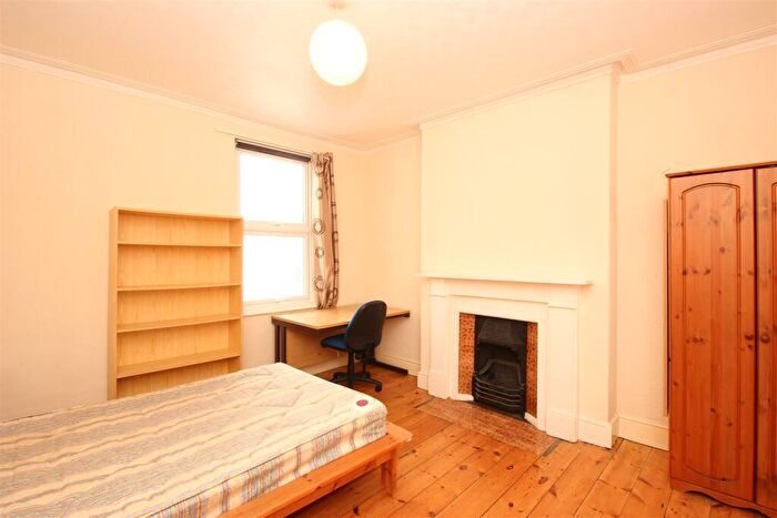 5 Bedroom House To Rent In Southfield RoadCowleyOxford, OX4