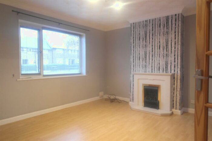 2 Bedroom Detached House To Rent In Shannon Road, Hull, HU8