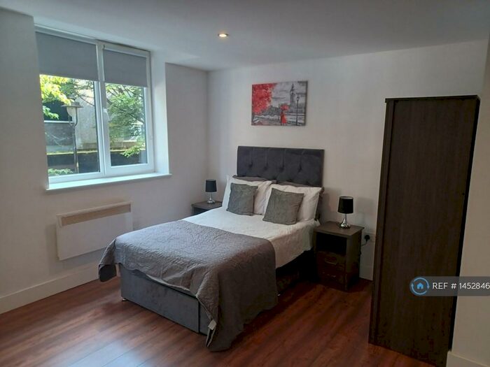 Studio To Rent In Stafford St, Stafford, ST16