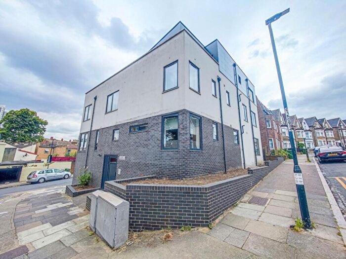 1 Bedroom Flat For Sale In Flat Confidence House, Manthorp Road, London, SE18