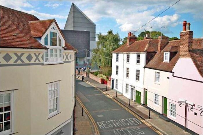 5 Bedroom End Of Terrace House To Rent In Best Lane, Canterbury, CT1