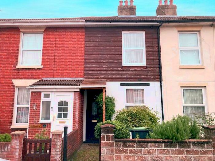 2 Bedroom House To Rent In Bedford Street, Gosport, PO12