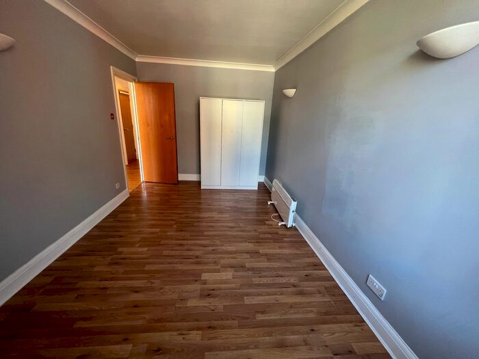 1 Bedroom Flat To Rent In Baltic Place, London, N1