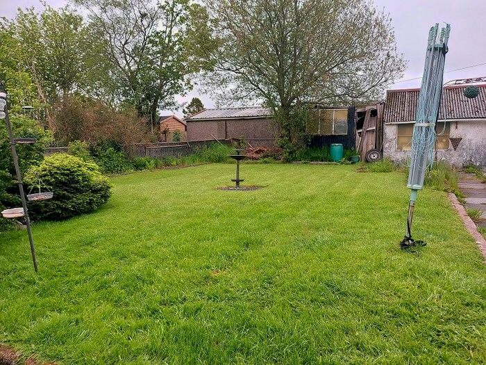 2 Bedroom Cottage For Sale In Cefn Byrle Road, Coelbren, Neath, Neath