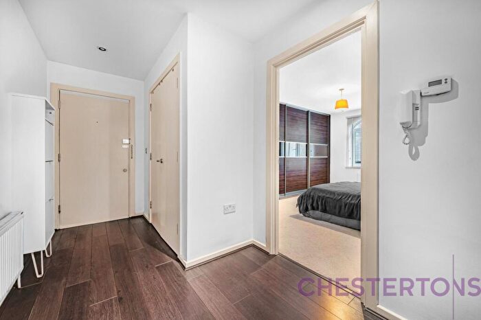 1 Bedroom Flat To Rent In Cold Harbour, Blackwall, E14