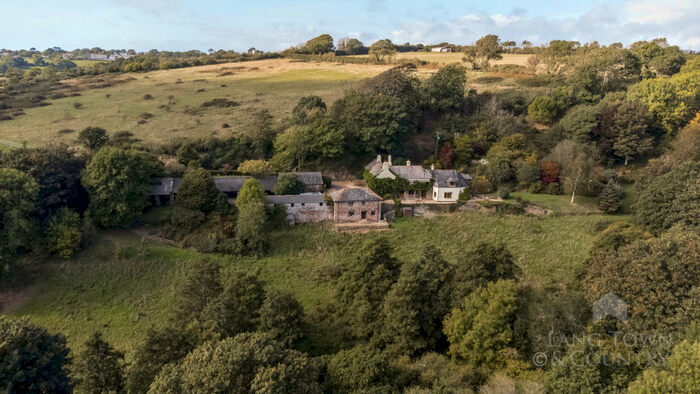 5 Bedroom Detached House For Sale In 'Clanicombe' Newton Ferrers, Devon, PL8