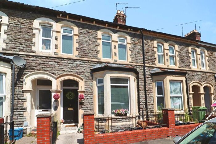 3 Bedroom Terraced House For Sale In Craddock Street, Cardiff, CF11