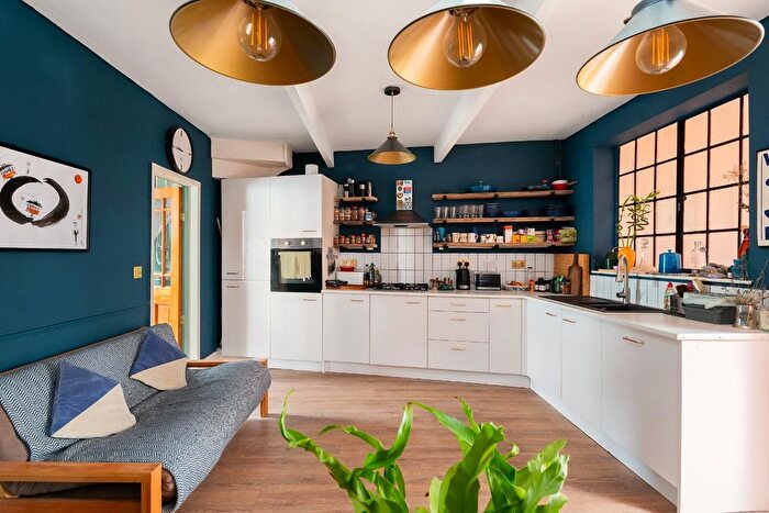 3 Bedroom End Terrace House For Sale In Beaconsfield Road, St George, BS5