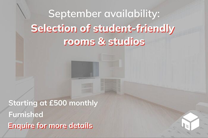 Studio To Rent In Cardigan Road, Hyde Park, Leeds, LS6