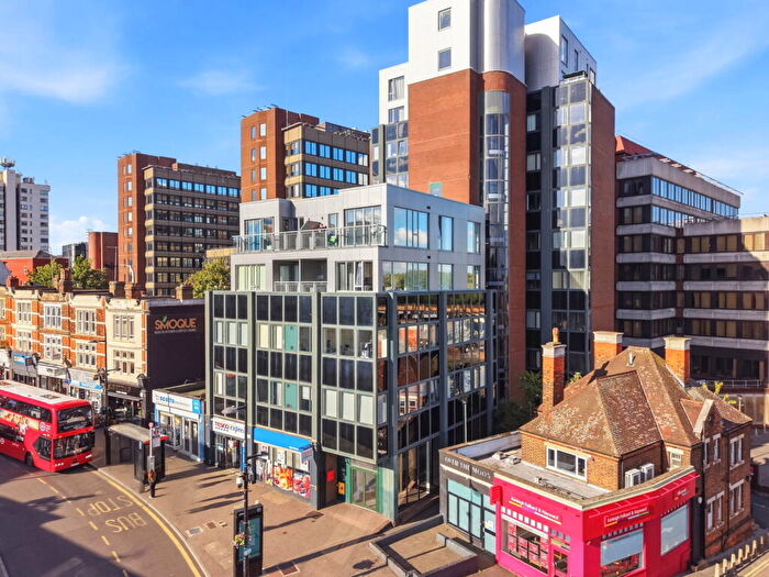 2 Bedroom Flat For Sale In High Street, Bromley, BR1