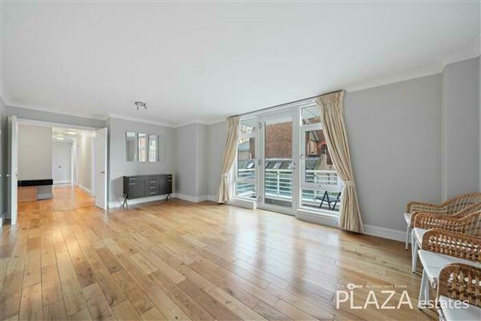 3 Bedroom Flat To Rent In Abbey Road, St Johns Wood, London, NW8