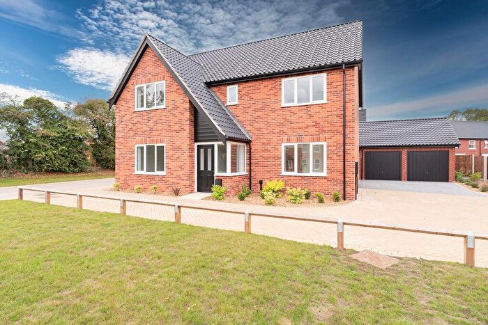 4 Bedroom Detached House For Sale In Green Lane West, Rackheath, NR13