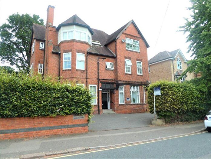 2 Bedroom Flat To Rent In The Avenue, Cliftonville, Northampton, NN1