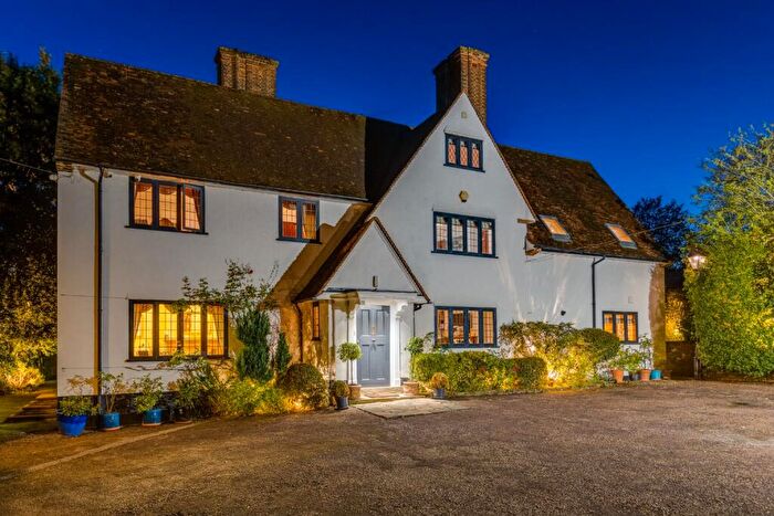 6 Bedroom Detached House For Sale In Moormead Hill House, Offley Road, Hitchin, SG5