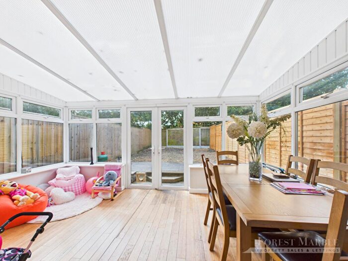 3 Bedroom Terraced House For Sale In Westwood Drive, Frome, BA11