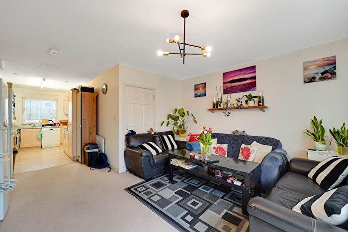 4 Bedroom Terraced House For Sale In Loftus Road, Barking, IG11