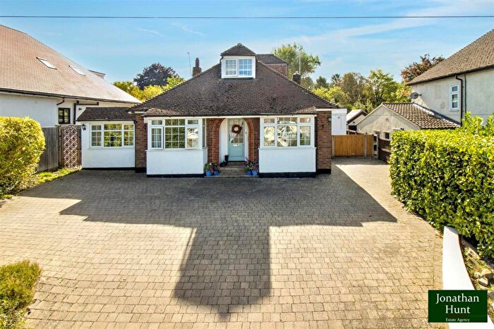 4 Bedroom Detached House For Sale In Owles Lane, Buntingford, SG9