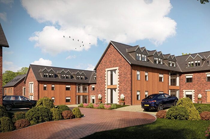2 Bedroom Flat For Sale In Akehurst Court, Gallop Close, KT17
