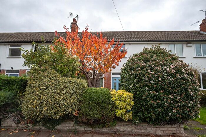 2 Bedroom Terraced House For Sale In Poulton Close, Moseley, Birmingham, B13