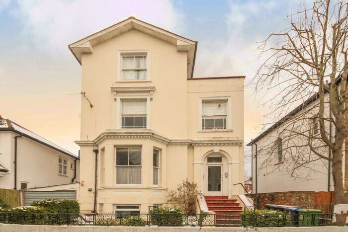 1 Bedroom Flat To Rent In Cadogan Road, Surbiton, KT6