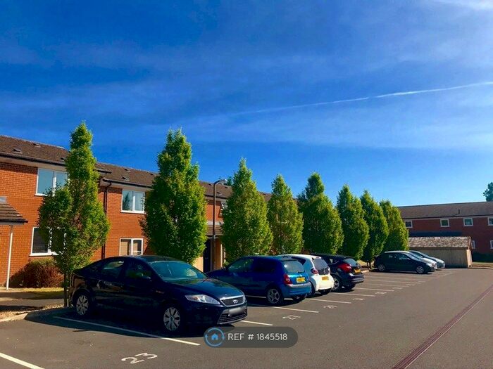 1 Bedroom Flat To Rent In Brookfield Close, Weston Rhyn, Oswestry, SY10