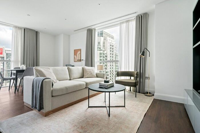 884 Bedroom Apartment To Rent In Millharbour, London, E14