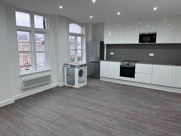 Studio To Rent In Camden High Street, Camden Town, NW1