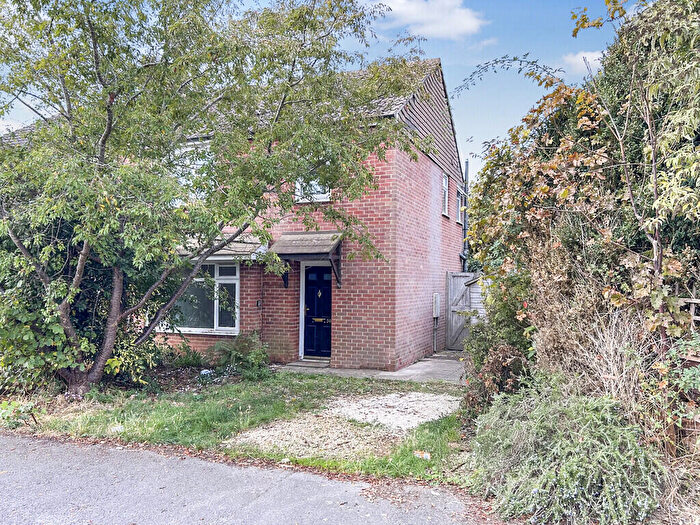 3 Bedroom Semi-Detached House For Sale In Abingdon, Oxfordshire, OX14
