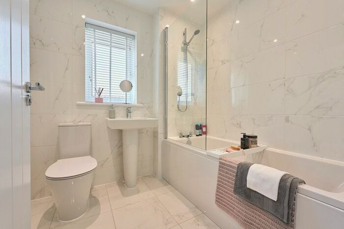 4 Bedroom Detached House For Sale In "The Aspen" At Worrall Drive, Wouldham, Rochester, ME1